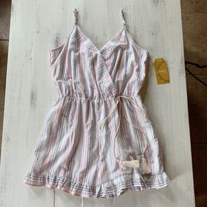 BRAND NEW Andree by Unit romper